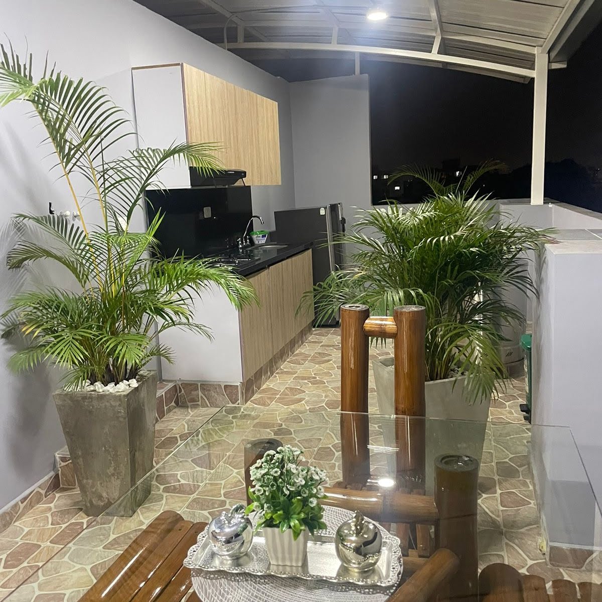 Edificio_GrandSky_Hotel_en_Cali_Apartamentos_Amoblados_Estancias_Cortas (10)