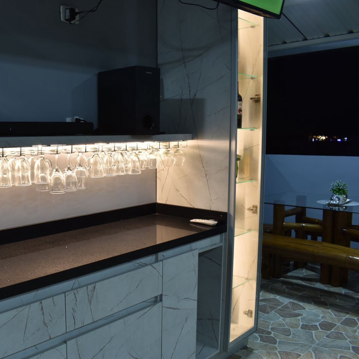 Edificio_GrandSky_Hotel_en_Cali_Apartamentos_Amoblados_Estancias_Cortas (5)
